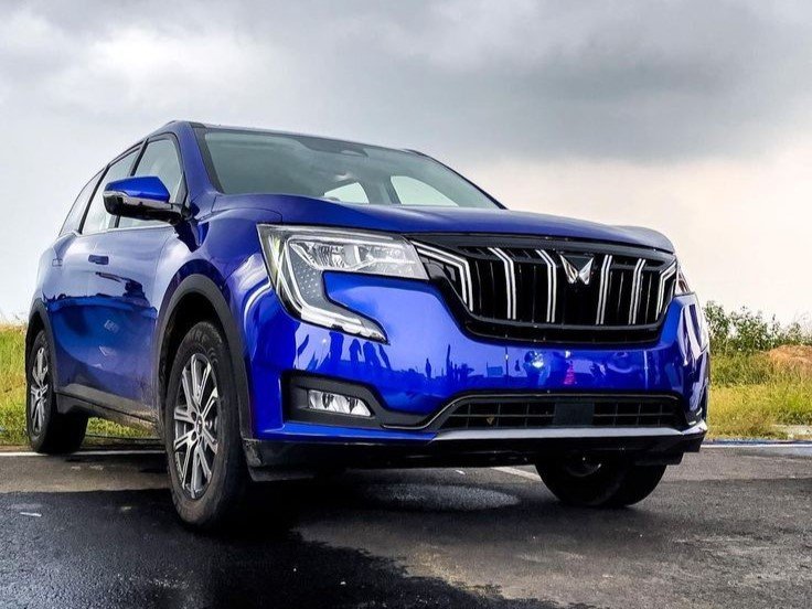 Family SUVs — Mahindra XUV 700